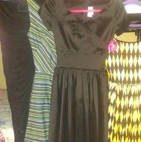 PINUP GIRL CLOTHING XS AVA SWING DRESS IN BLACK - Picture 2 of 2